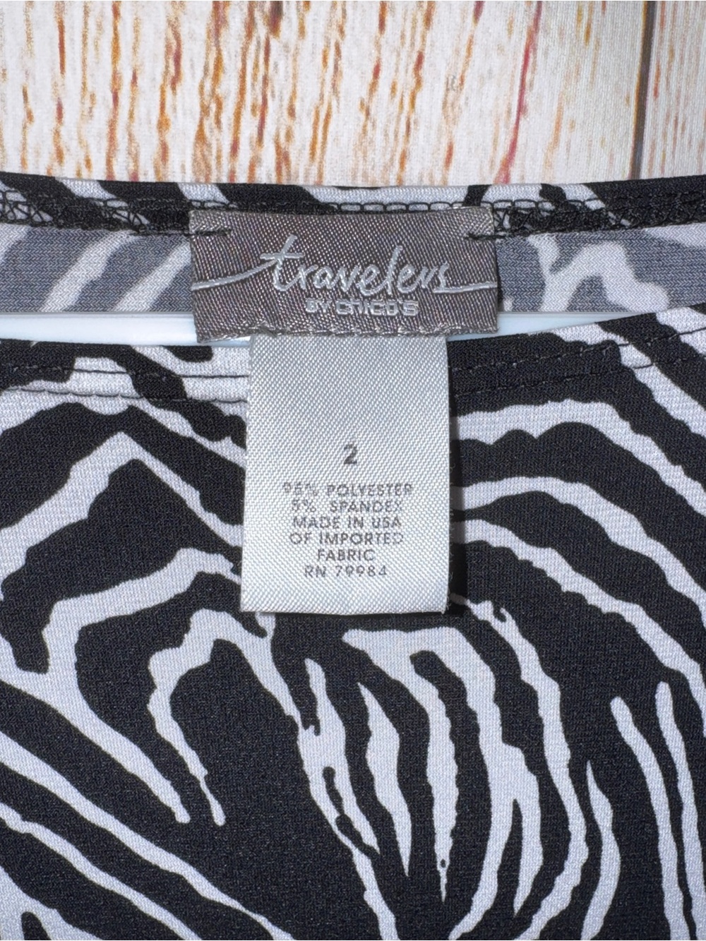 Chico’s Black & White Animal Print Asymmetrical Tunic, Sz 2 or L/12 - Picture 3 of 5